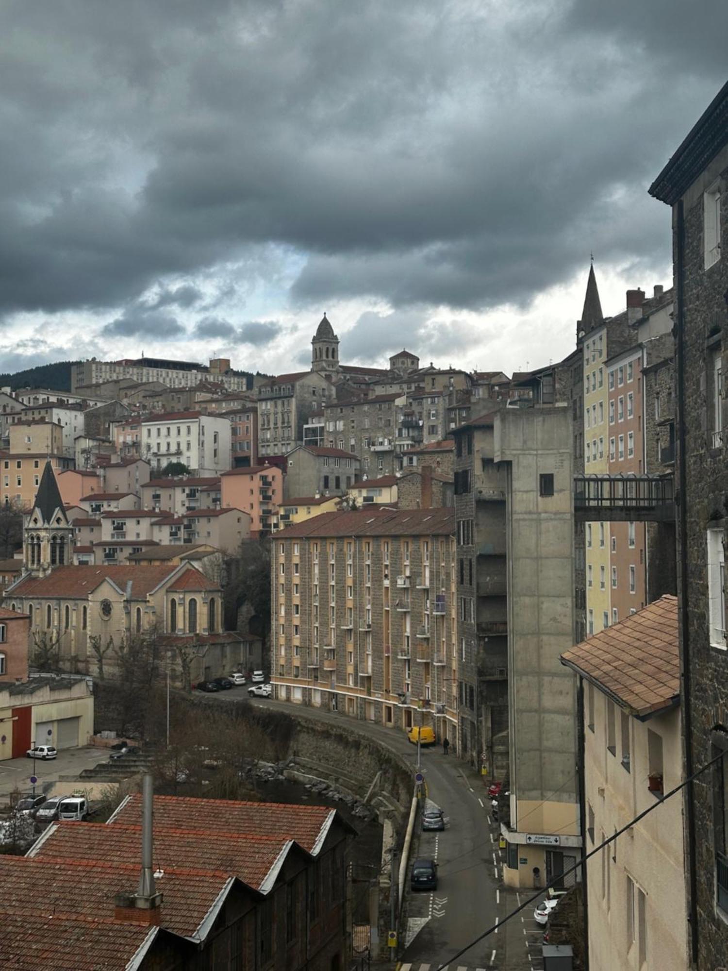Maison D'Hotes - Stay And Cook Annonay Ruang foto